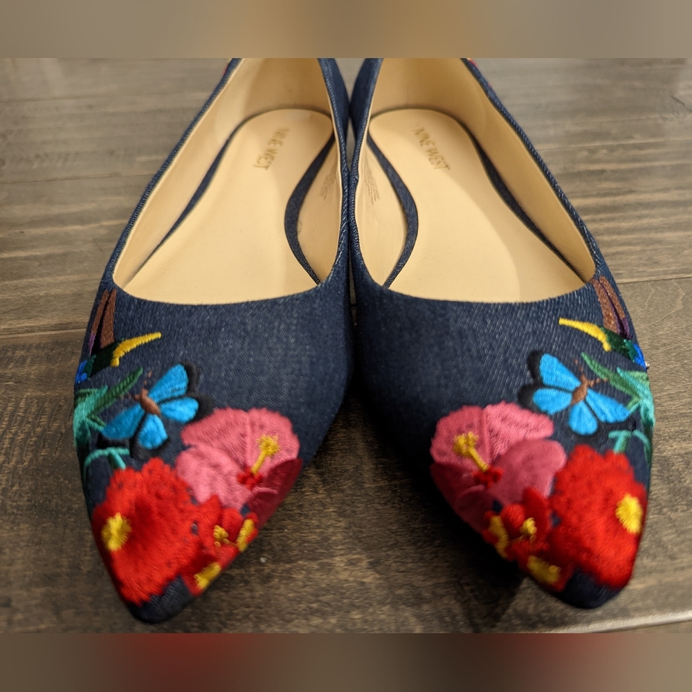 Nine West Floral Embroidered Flats